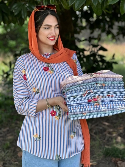 جلوبسته یقه بند گلی کدvolga3948